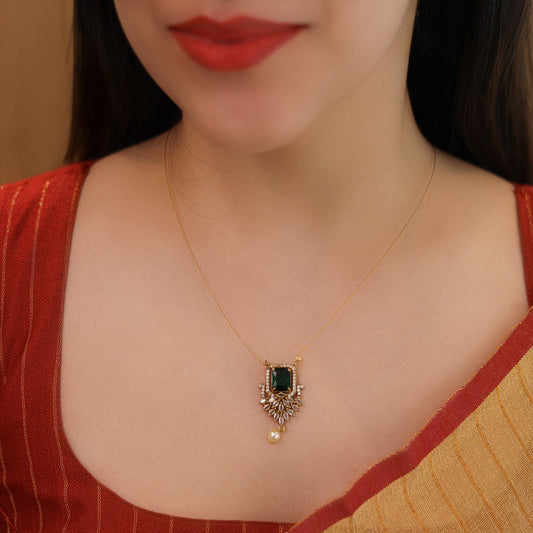 Stone Pearl String Neckpiece